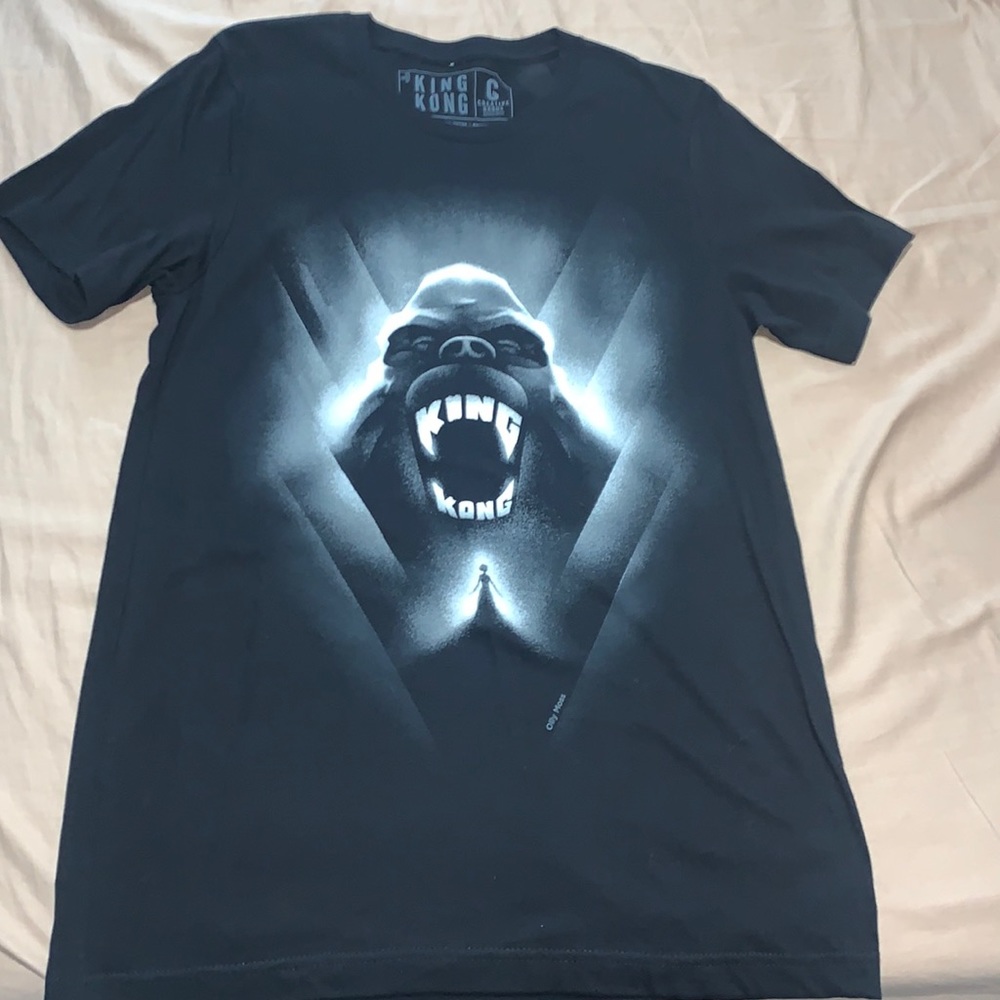 Mens Creative Goods King Kong Graphic Tshirt Size Medium Never Worn